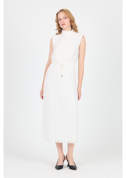 Beyaz Şifon Kolsuz Pileli Bel Bağlamalı Midi Elbise 118