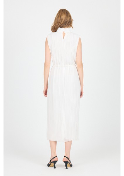 Beyaz Şifon Kolsuz Pileli Bel Bağlamalı Midi Elbise 118 indirimleri