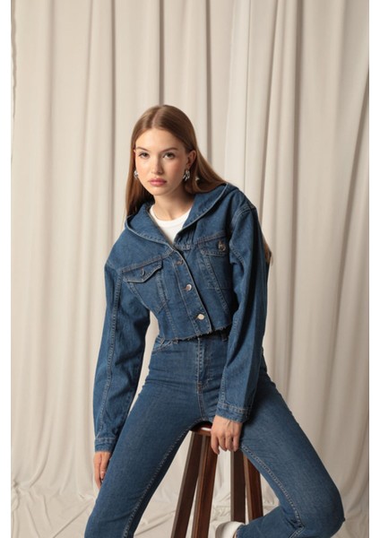 Denim Kumaş Kapüşonlu Kısa Kadın Lacivert Kot Ceket