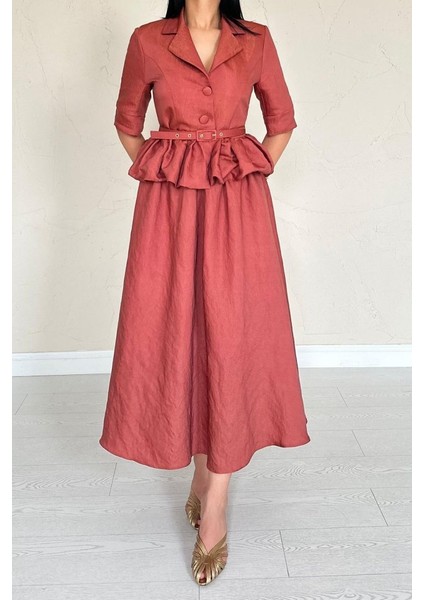 Moccah Ince Kemerli Fırfırlı Ceket ve Büzgülü Etek Takım fırsatları