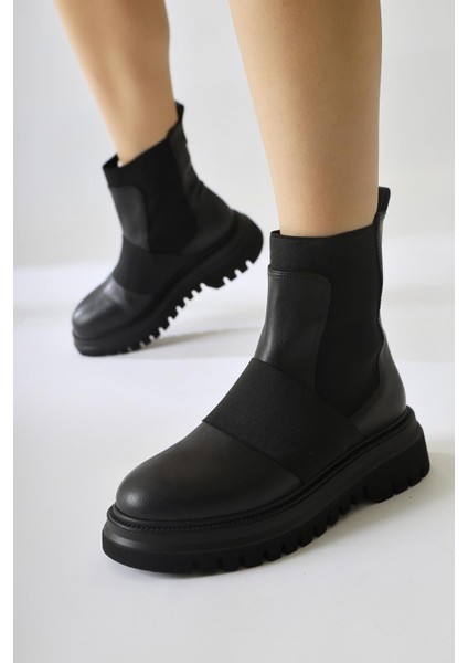 Millena Siyah Süet Lastik Kemer Detaylı Çekme Bot