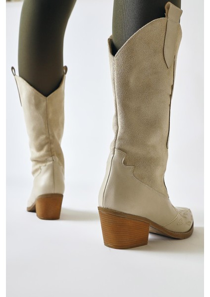 Maily Bej Süet Detaylı Nakışlı Sivri Burunlu Western Bot fırsatları