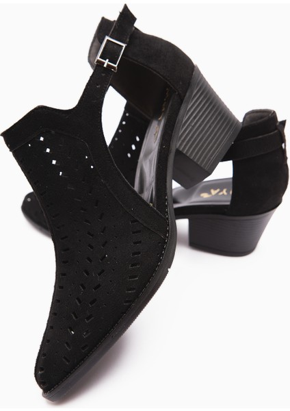 Julian Siyah Süet Delikli Kalın Topuklu Kadın Western Yazlık Bot