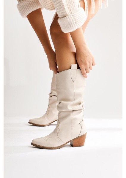 Lise-Britt Bej Körüklü Nakışlı Western Bot fiyatları