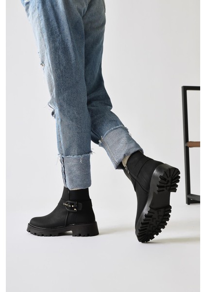 Nico Siyah Oval Burunlu Toka Deteylı Bot fiyatları