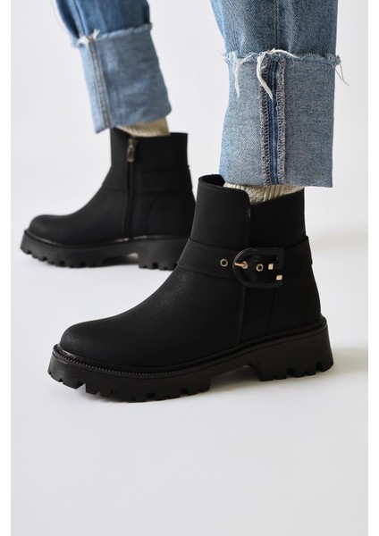 Nico Siyah Oval Burunlu Toka Deteylı Bot modelleri