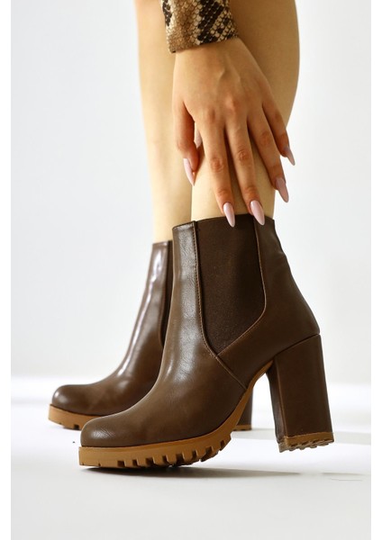 Dorsaf Kahve Oval Burunlu Lastikli Topuklu Bot