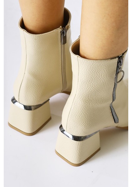 Deyana Bej Kırışık Rugan Fermuar Aksesuarlı Bot modelleri