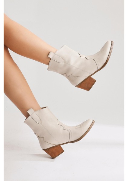 Joo Bej Sivri Burunlu Nakışlı Western Bot fiyatları