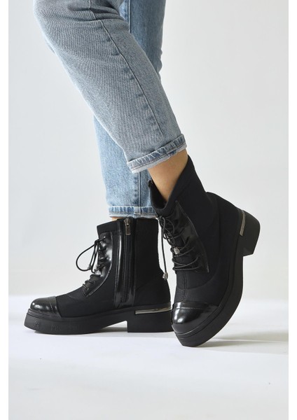 Maline Siyah Dalgıç Kumaş Rugan Detaylı Kalın Taban Bot fiyatları