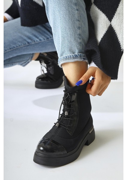 Maline Siyah Dalgıç Kumaş Rugan Detaylı Kalın Taban Bot modelleri