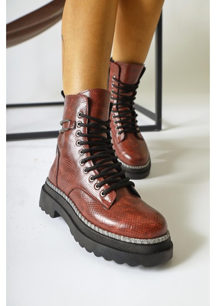 Dylan Bordo Parlak Biyeli Bilek Askesuarlı Postal fiyatları