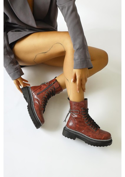 Dylan Bordo Parlak Biyeli Bilek Askesuarlı Postal fırsatları