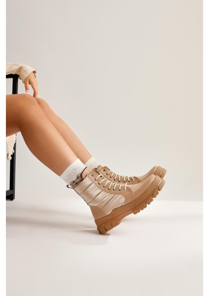 Meredith Bej Fosforlu Kumaş Detaylı Bağcıklı Bot modelleri