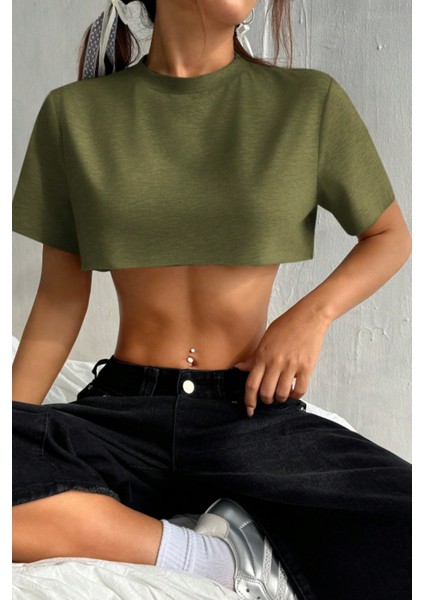 Kadın Haki Bisiklet Yaka Oversize Crop T-Shirt fiyatları