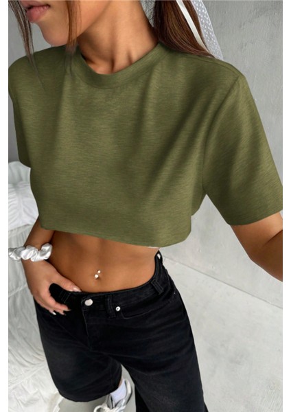 Kadın Haki Bisiklet Yaka Oversize Crop T-Shirt modelleri