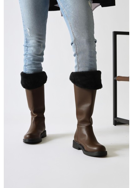 Gigi Kahve Içi Kürklü Katlanabilir Arkadan Fermuarlı Çizme modelleri