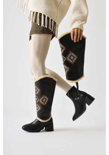 Hilka Siyah Çıkarılabilir Konçlu Etnik Desenli Bot-Çizme
