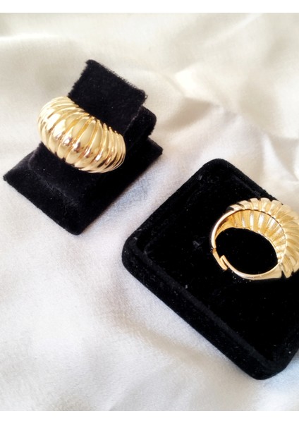 Ladybirdbujiteri Tırtıklı Istiridye Model Bombeli Ayarlanabilir Yüzük fırsatları