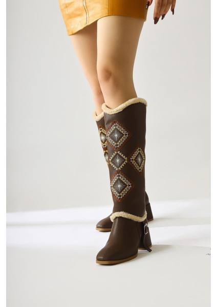 Hilka Kahve Çıkarılabilir Konçlu Etnik Desenli Bot-Çizme modelleri