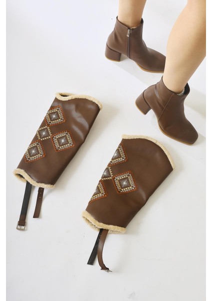 Hilka Kahve Çıkarılabilir Konçlu Etnik Desenli Bot-Çizme fırsatları