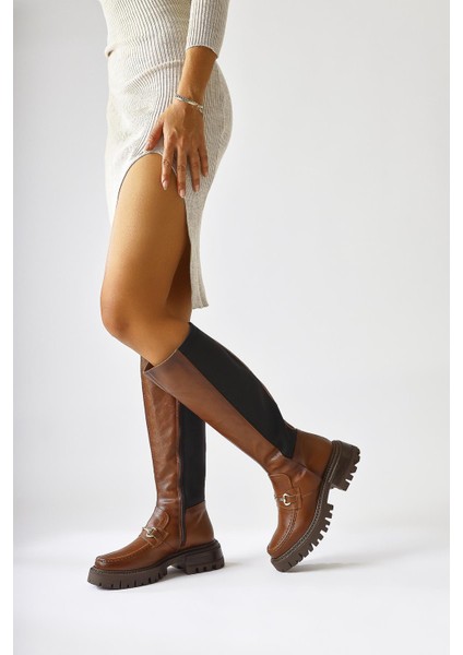 Meli Taba Toka Detaylı Dalgış Kumaşlı Tokalı Çizme