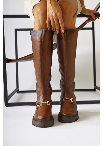 Meli Taba Toka Detaylı Dalgış Kumaşlı Tokalı Çizme modelleri