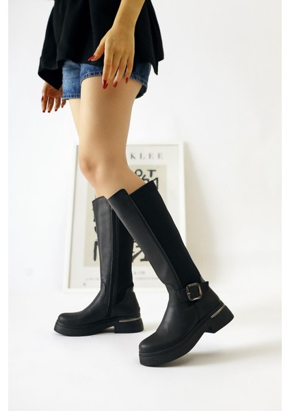 Faria Siyah Dalgıç Kumaş Detaylı Tokalı Kalın Tabanlı Çizme fiyatları