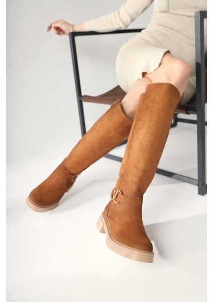 Ginan Taba Süet Toka Detaylı Kısa Topuklu Fermuarlı Çizme fırsatları