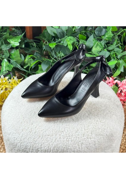 Arkası Fiyonk Bağlamalı Stiletto Ayakkabı M1165