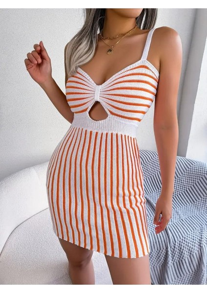Kadın Kolsuz Askılı Pencere Detay Şerit Desen Mini Triko Elbise fırsatları