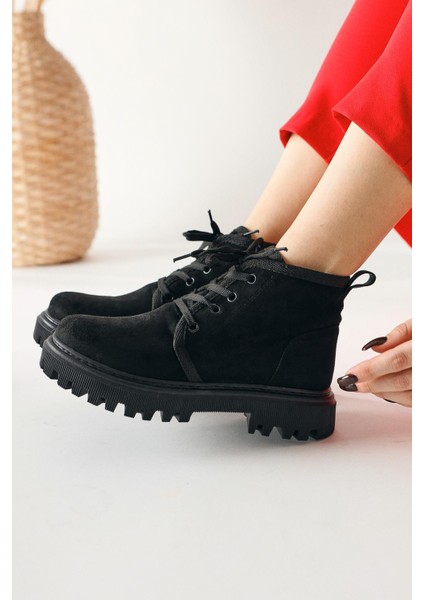 Venetia Siyah Süet Oval Burunlu Bağcıklı Bot modelleri