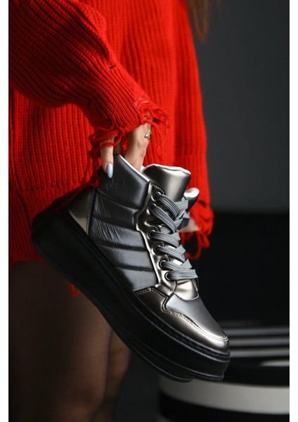 Raia Platin Fosforlu Kumaş Bağcıklı Spor Bot modelleri