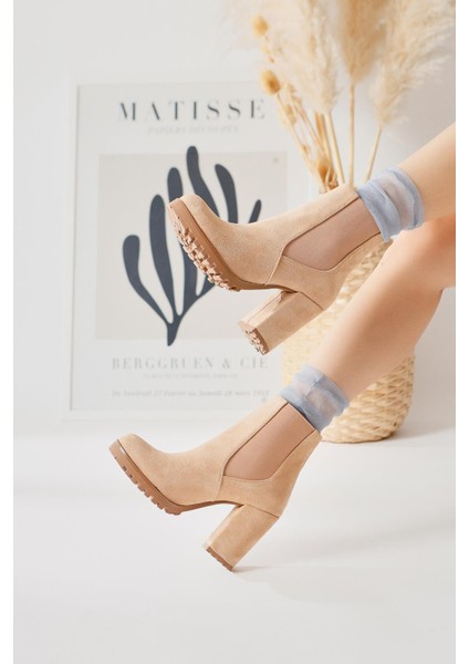 Dorsaf Krem Süet Oval Burunlu Lastikli Topuklu Bot fırsatları