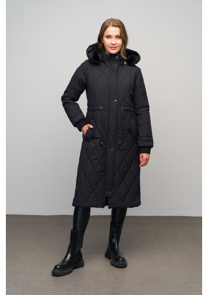 Çıkabilir Kürklü Kapüşonlu Ribana Detaylı Kapitone Mont Siyah 6621 modelleri