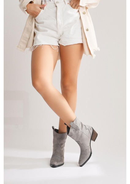 Joo Gri Süet Sivri Burunlu Nakışlı Western Bot fırsatları