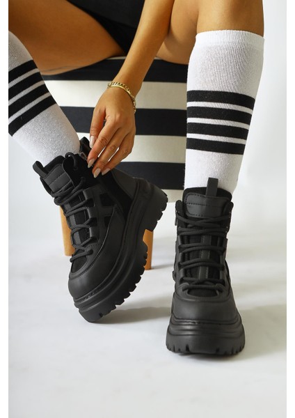 Kindra Siyah Süet Detaylı Yüksek Taban Spor Bot