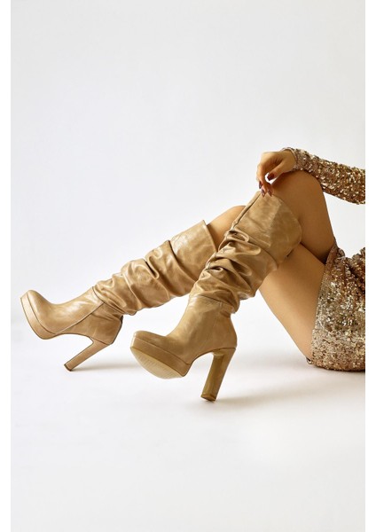 Raven Vizon Kroko Desen Derili Sivri Burunlu Yüksek Topuklu Platformlu Çizme fırsatları