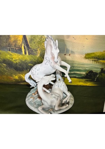Porzellan Figuren Grafental 1972-90 Doğu Almanya Biblo 23 cm Boyunda 19 cm Çapında indirimleri