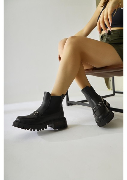 Lemonie Siyah Toka Detaylı Lastikli Çekme Bot modelleri