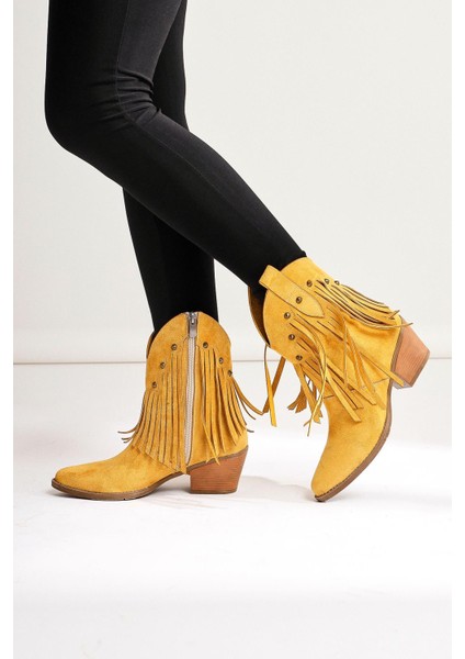 Lillebeth Sarı Süet Püsküllü Zımba Detaylı Western Bot fiyatları