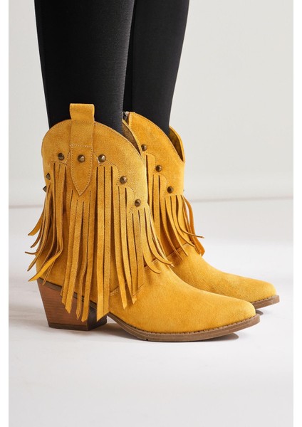 Lillebeth Sarı Süet Püsküllü Zımba Detaylı Western Bot modelleri