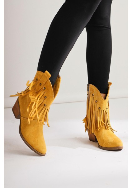 Lillebeth Sarı Süet Püsküllü Zımba Detaylı Western Bot indirimleri