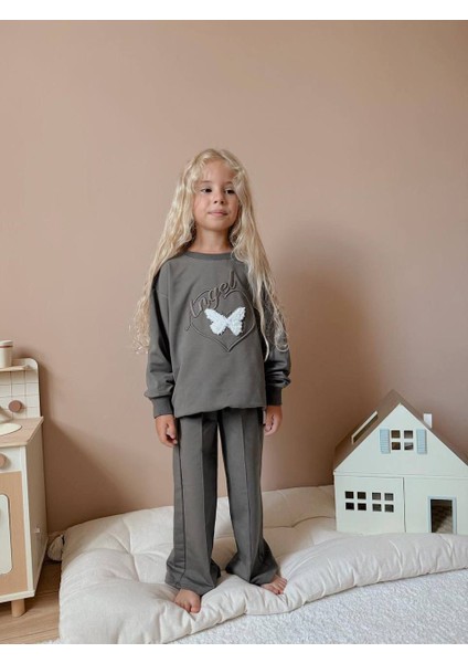 Kelebek Işlemeli Kız Çocuk Alt Üst Takım
