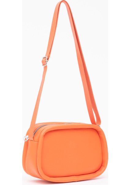 Turuncu Shk62 Tek Bölmeli Suni Deri Ayarlanabilir Askılı Fermuarlı Çapraz Omuz Çantası fiyatları