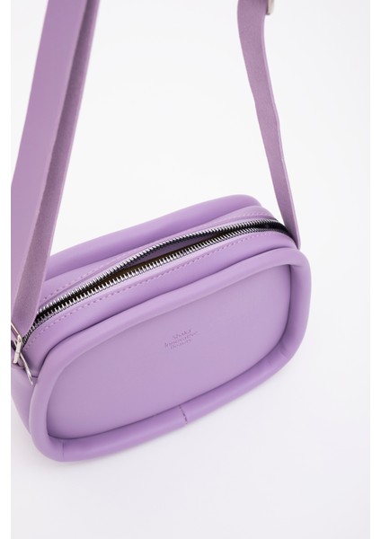 Lila Shk62 Tek Bölmeli Suni Deri Ayarlanabilir Askılı Fermuarlı Çapraz Omuz Çantası