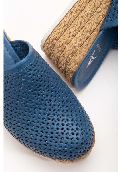 Kadın Hakiki Deri Burnu Kapalı Dolgu Topuk Terlik Kot Mavi fırsatları