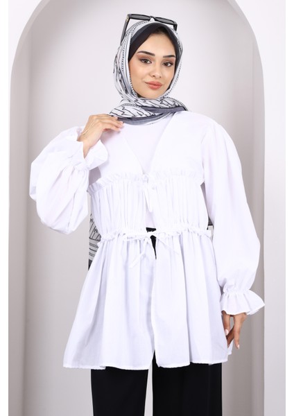 Beyaz Ön Bağlamalı Fırfırlı Kimono