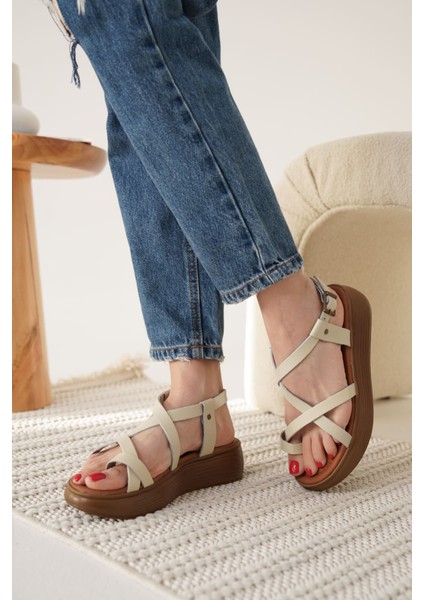 Legia Bej Hakiki Deri Sandalet fırsatları