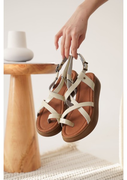 Legia Bej Hakiki Deri Sandalet indirimleri